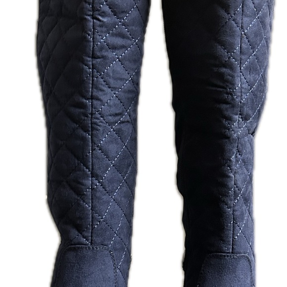 ARGO Quilted Nice Blue Faux Suede boots. Size 10 NWOT - Picture 5 of 16